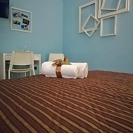 Le Camerette Di Edda Bed & Breakfast 3*