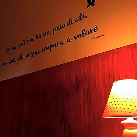 Le Camerette Di Edda לינה וארוחת בוקר קזינו